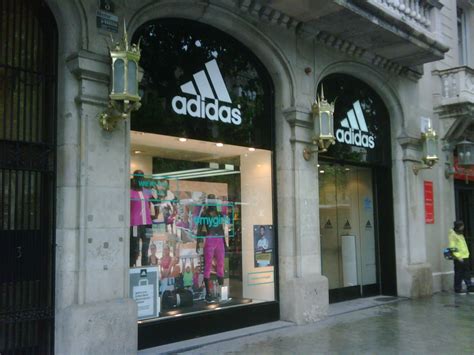 adidas passeig de gracia|adidas barcelona 2 4.